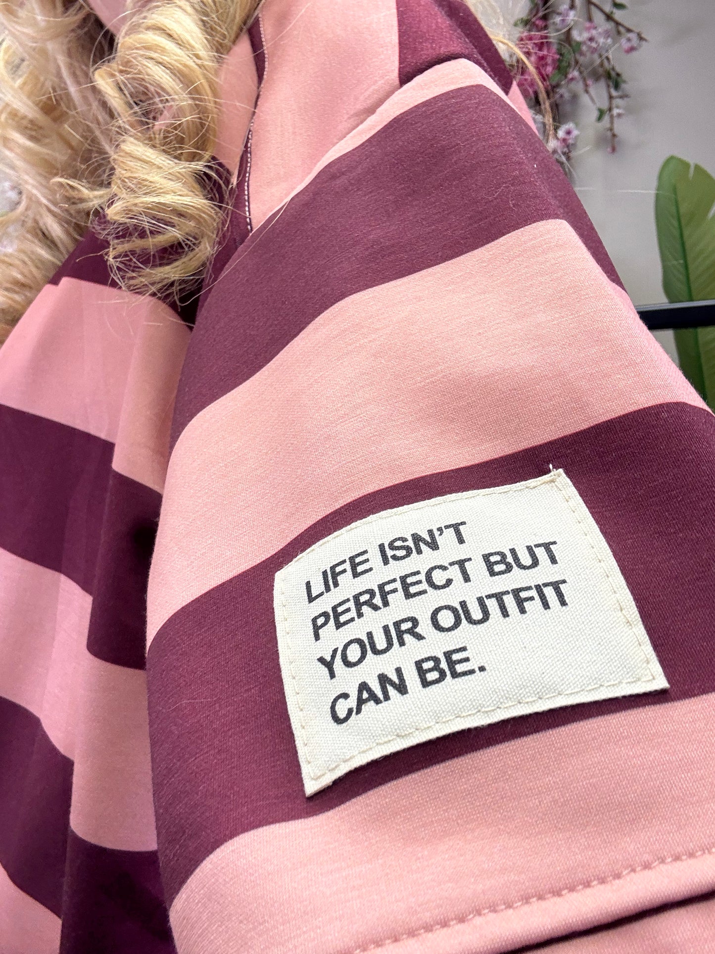 BUTTERSTOFF SWEATER MIT PATCH AM ÄRMEL BIG STRIPES PEACH/ KAFFEE