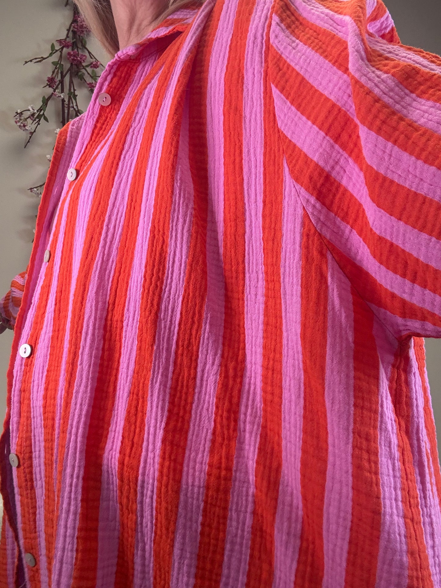MUSSELIN BLUSE BREITER STREIFEN ORANGE / PINK