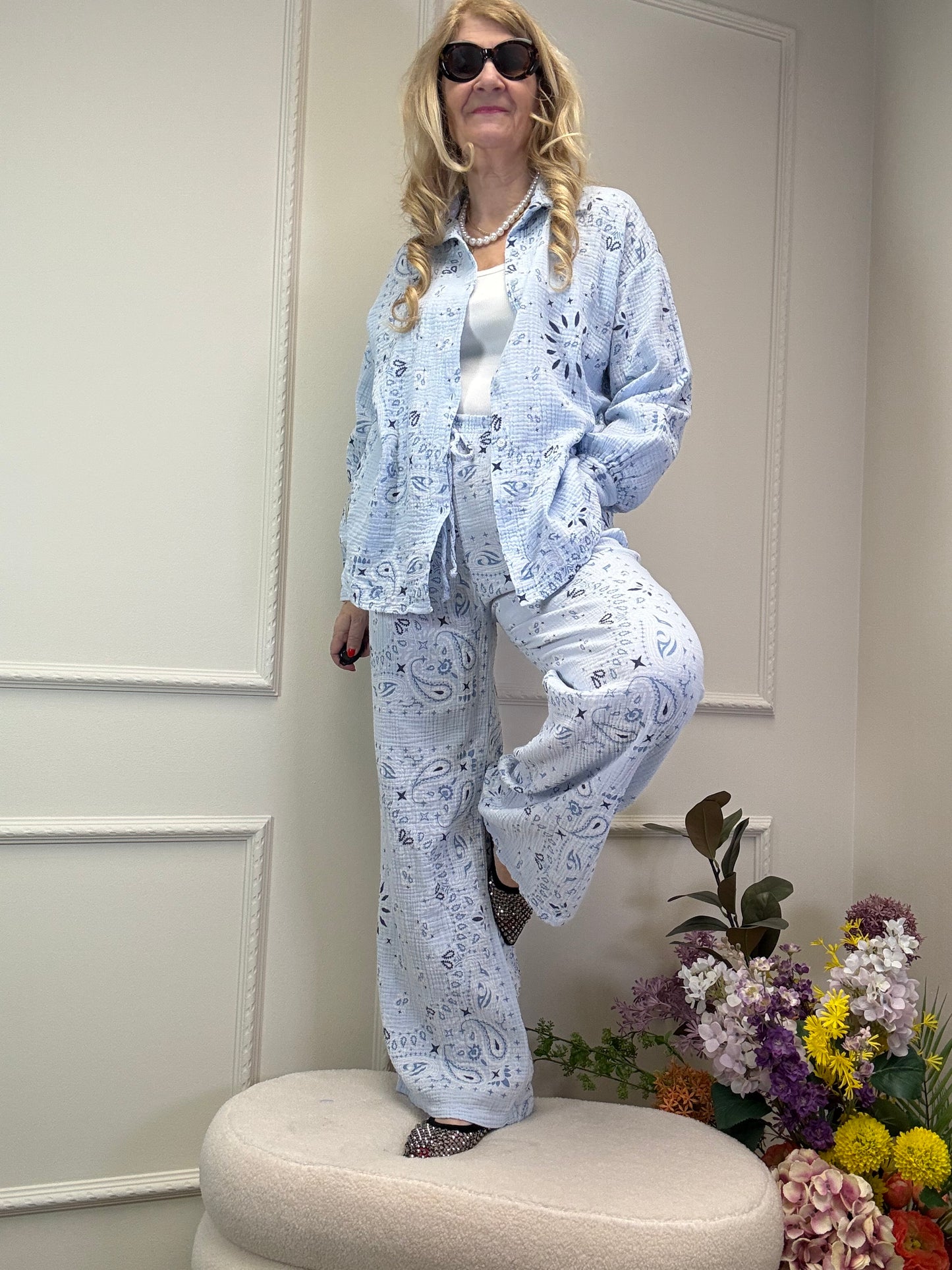 MUSSELIN BLUSE PAISLEY HELLBLAU