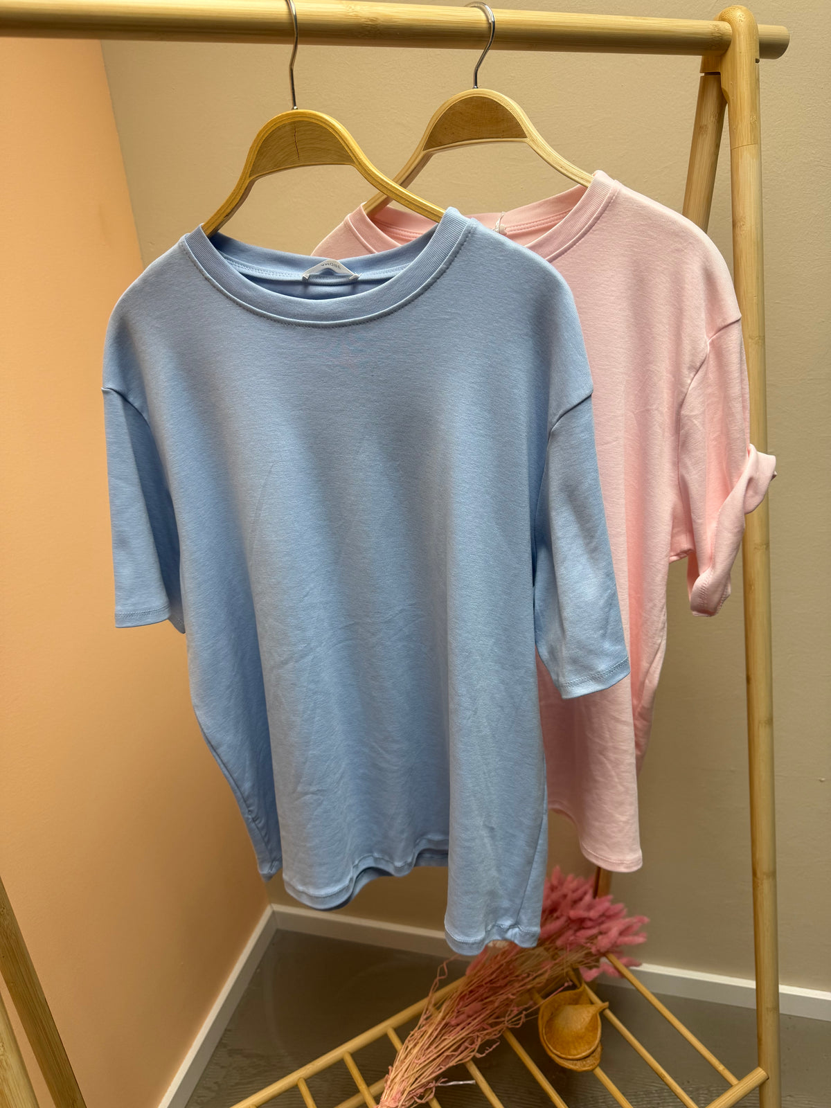 OVERSIZED T SHIRT HELLBLAU