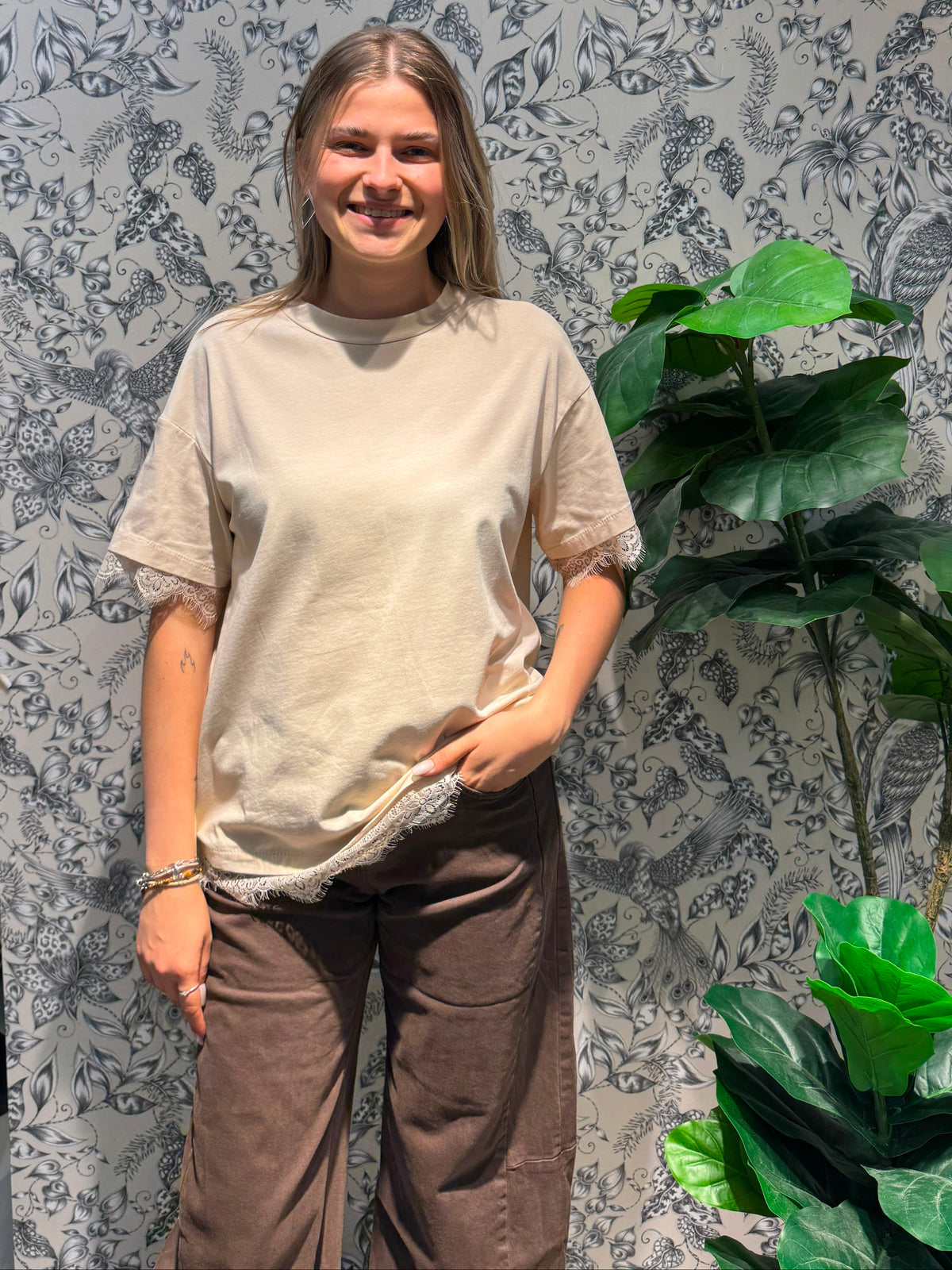 T SHIRT MIT SPITZE BEIGE