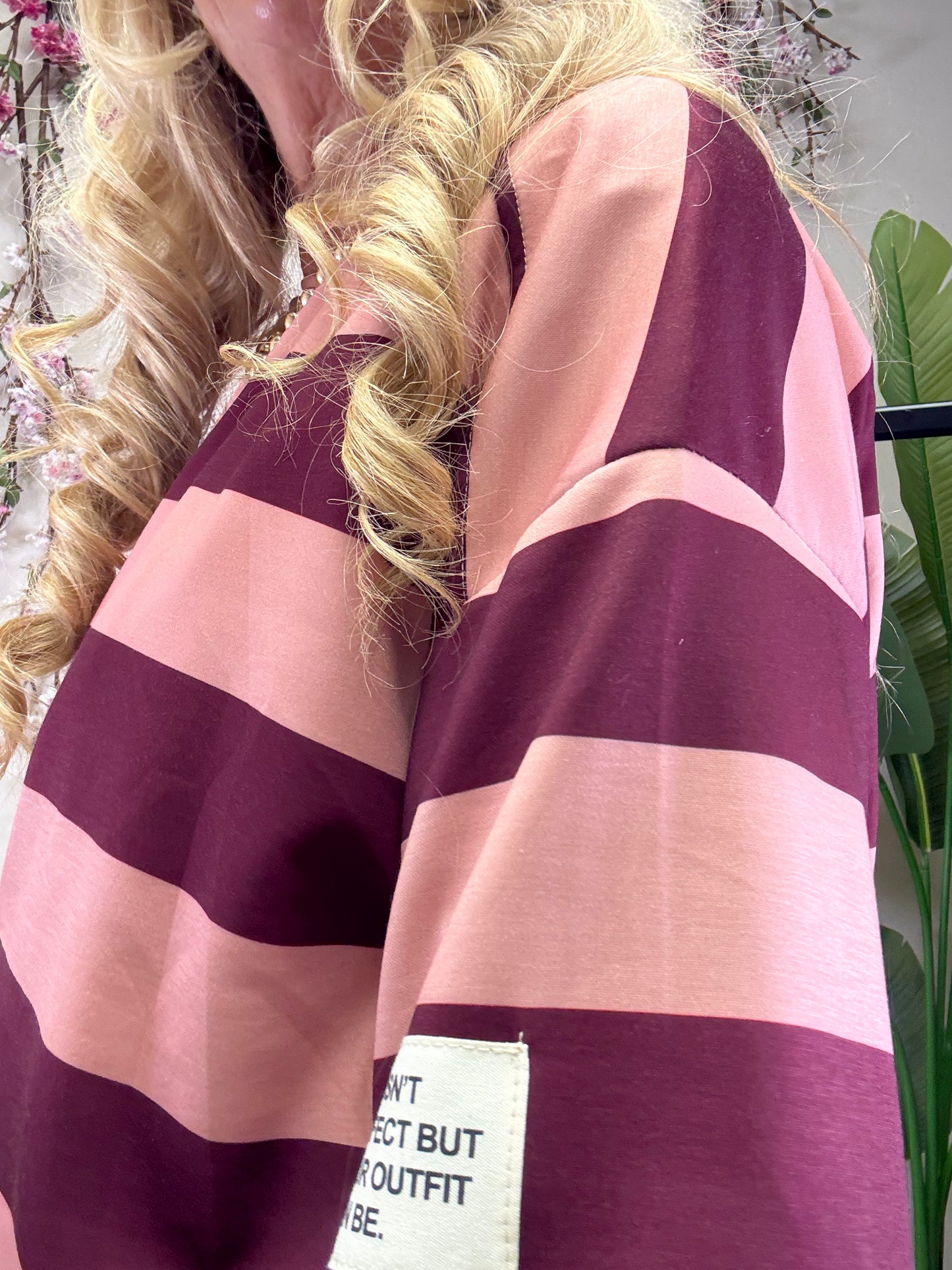 BUTTERSTOFF SWEATER MIT PATCH AM ÄRMEL BIG STRIPES PEACH/ KAFFEE