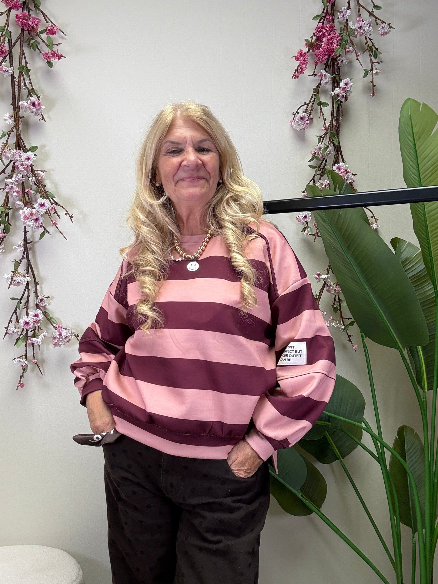 BUTTERSTOFF SWEATER MIT PATCH AM ÄRMEL BIG STRIPES PEACH/ KAFFEE