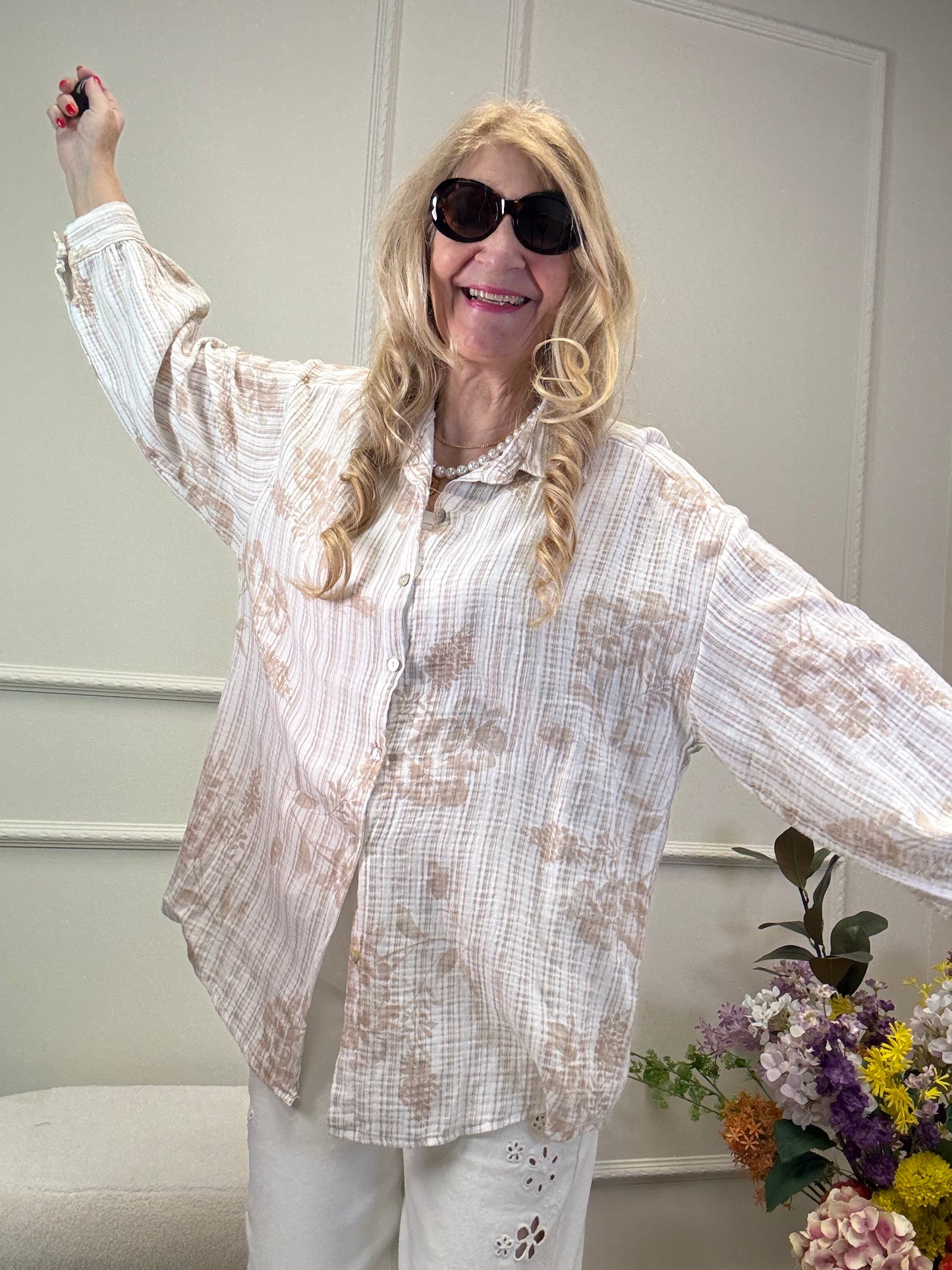 MUSSELIN BLUSE BLUMEN UND STREIFEN BEIGE