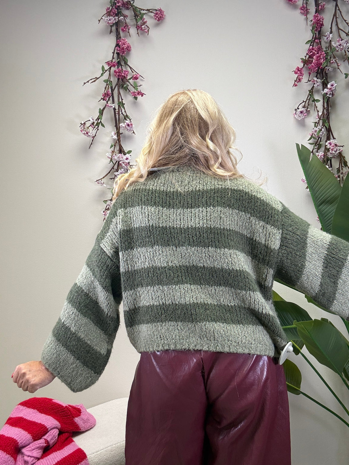 STRICKJACKE STREIFEN KHAKI / MOOS