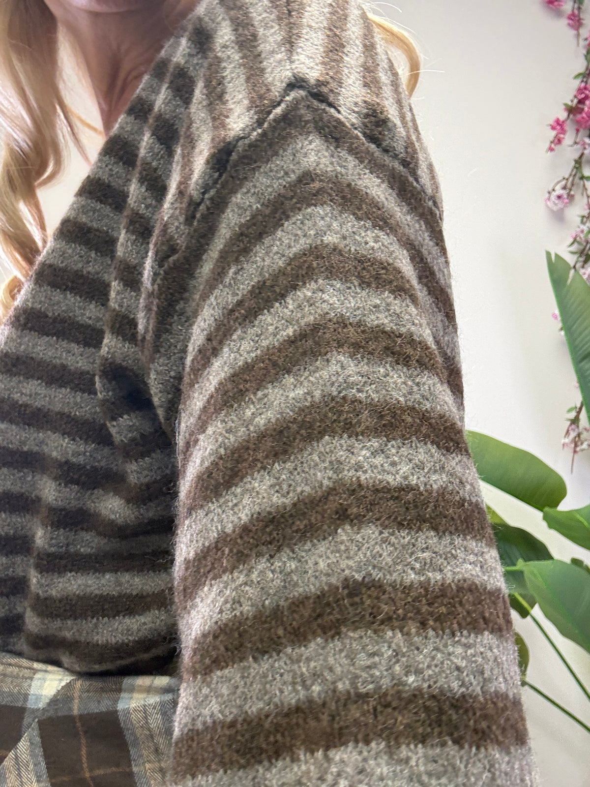 STRICKPULLI STREIFEN SCHOKO /  HELLBRAUN