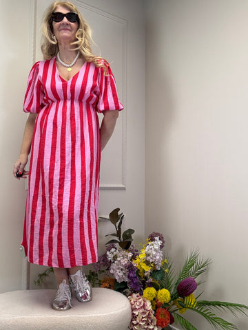 MUSSELIN KLEID LANG ROT/ ROSA GESTREIFT