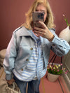 KURZE JACKE MIT KELLERFALTEN