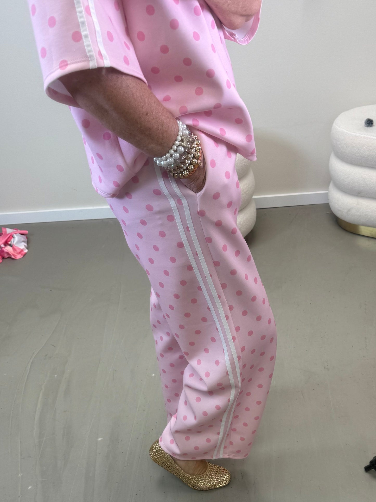 PUNKTEHOSE MIT SEITENSTREIFEN ROSA/ PINK