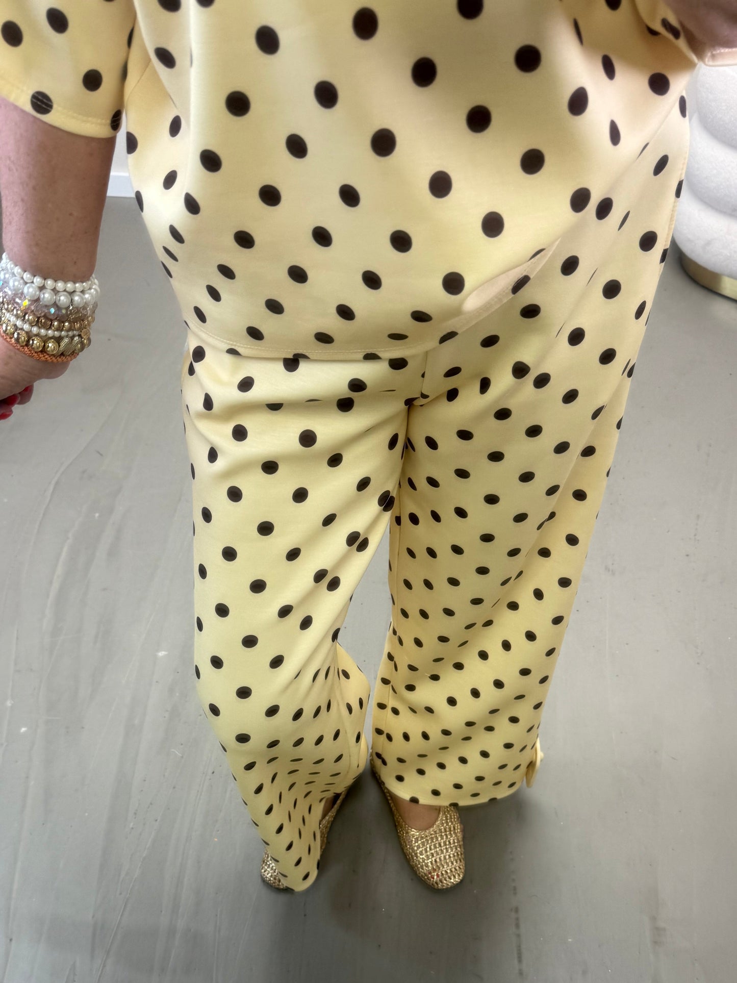 PUNKTEHOSE MIT SEITENSTREIFEN GELB/BRAUN