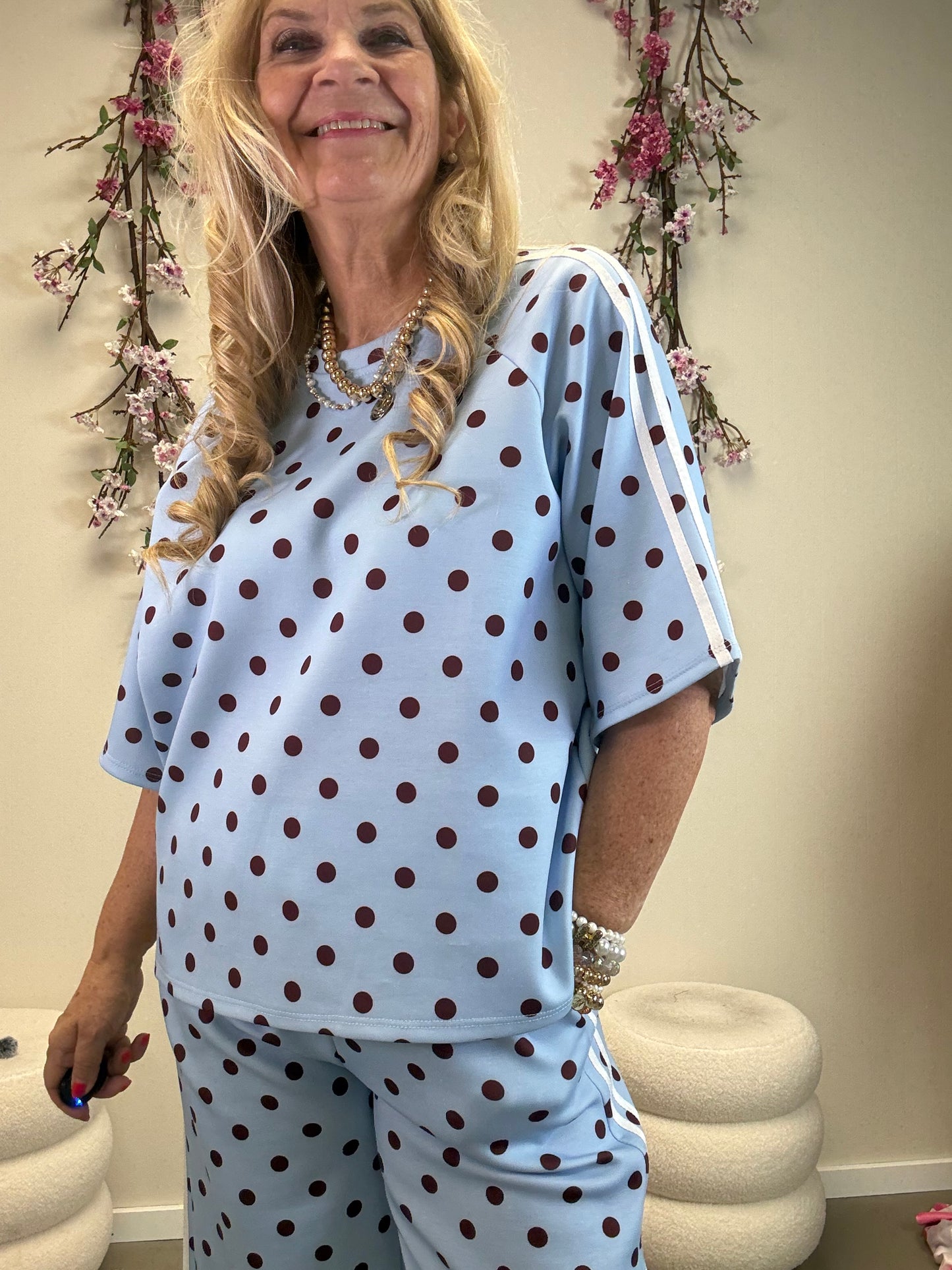 PUNKTE SHIRT PASSEND ZUR HOSE LANG HELLBLAU / BRAUN
