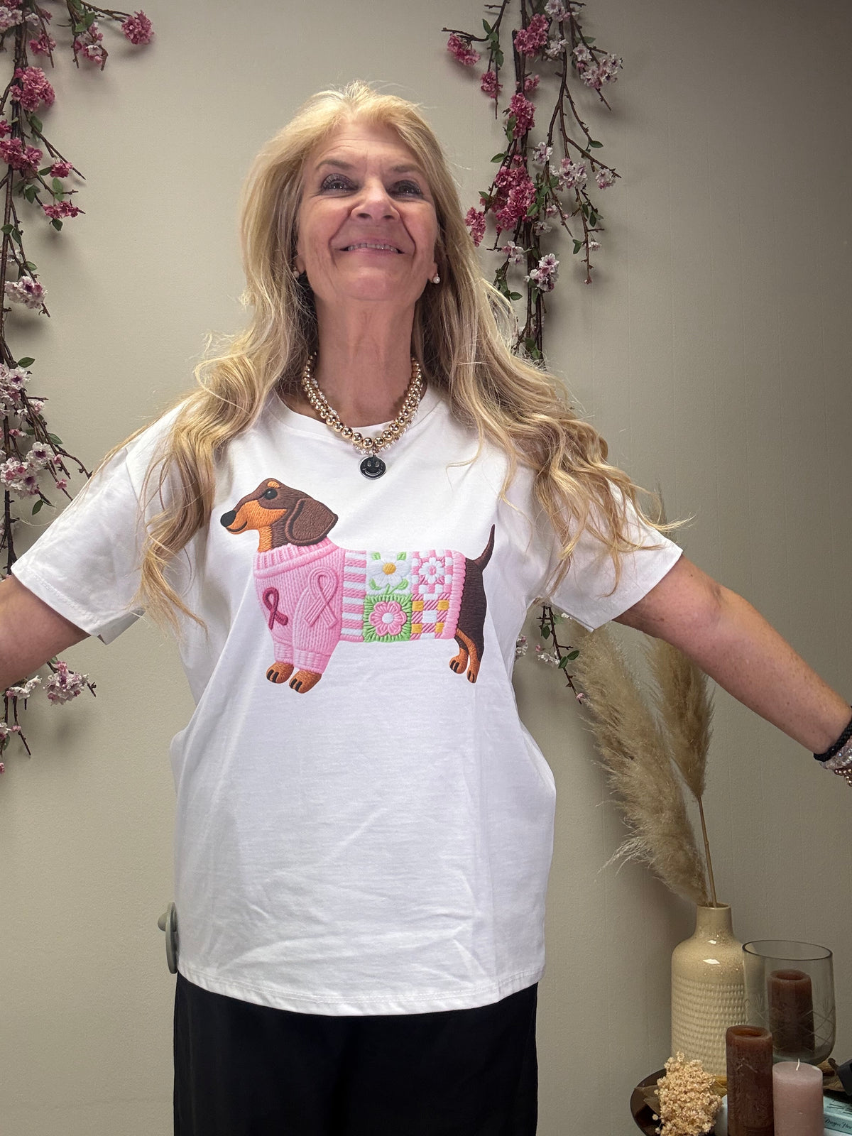 T SHIRT MIT DACKEL ROSA