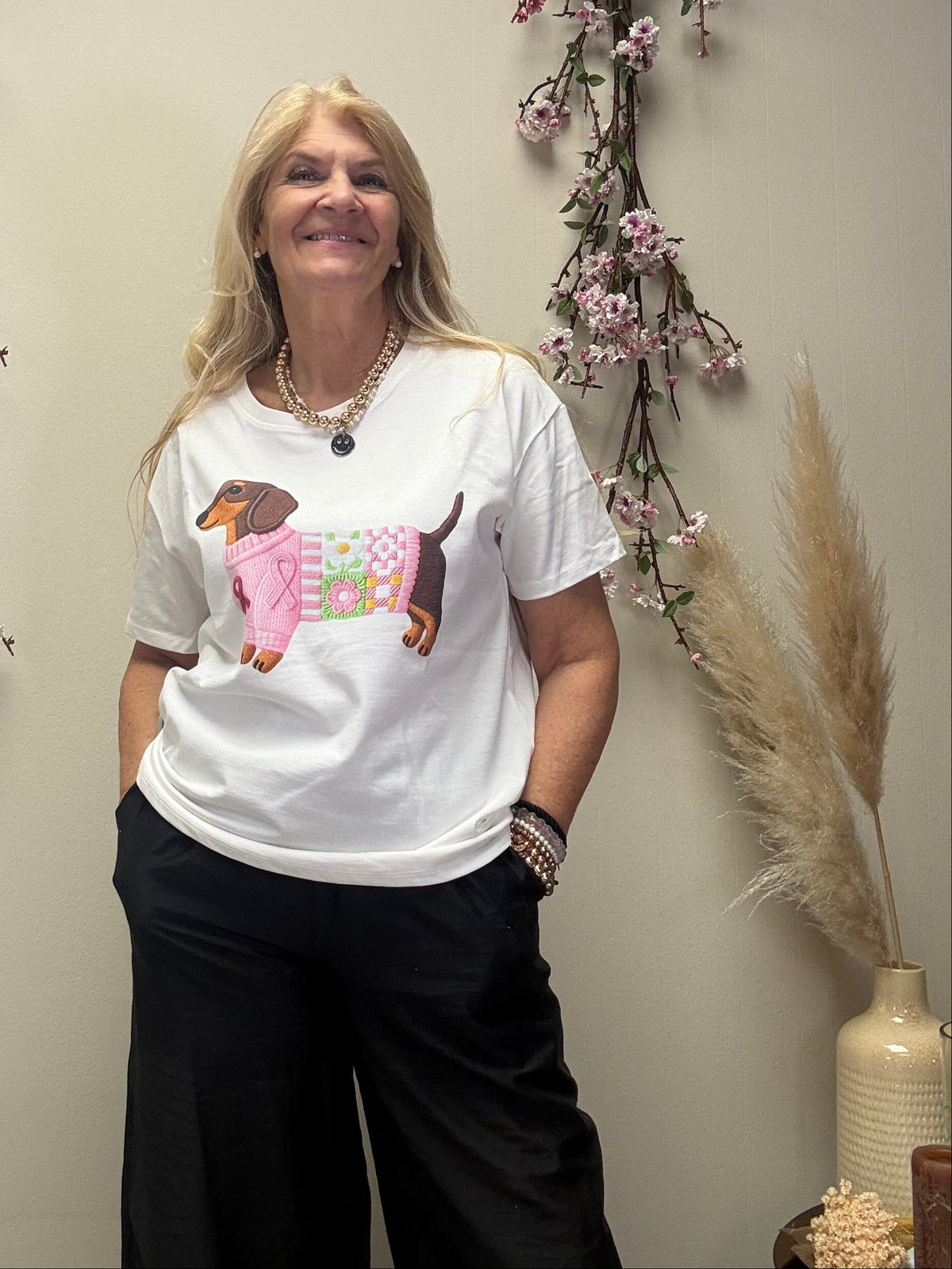 T SHIRT MIT DACKEL ROSA