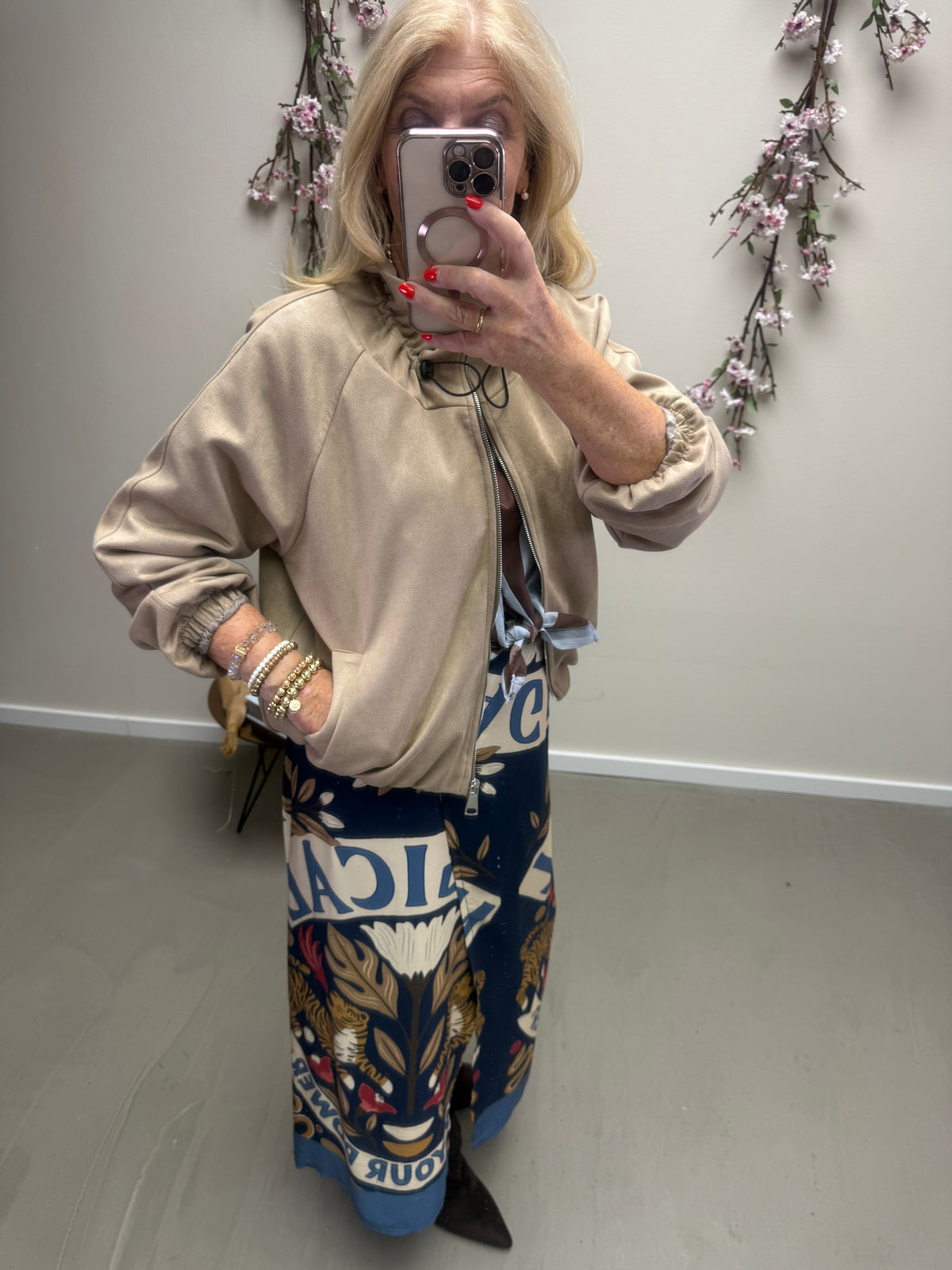 BOMBERJACKE VELOUR OPTIK BEIGE