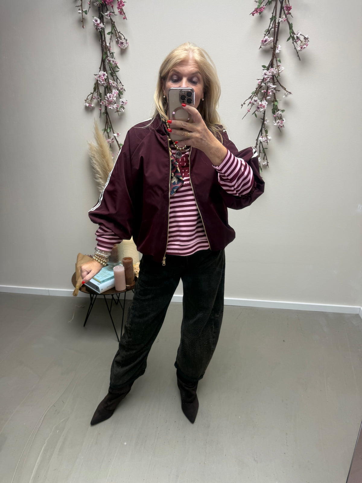 JACKE MIT STREIFEN BORDAUX