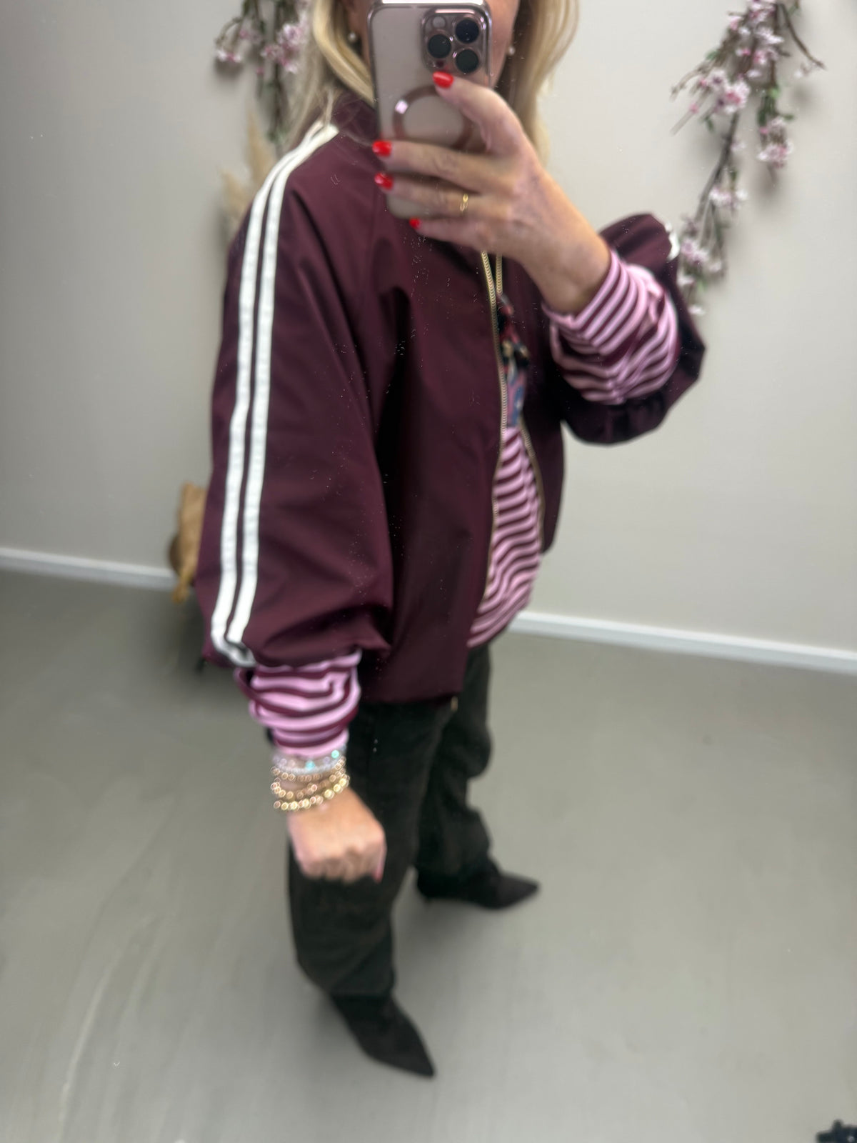 JACKE MIT STREIFEN BORDAUX