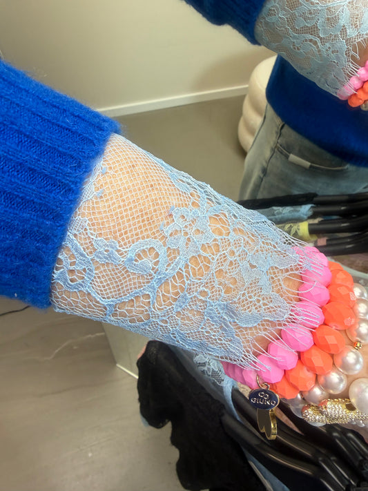 LACE SHIRT MIT WIMPERNSPITZE HELLBLAU