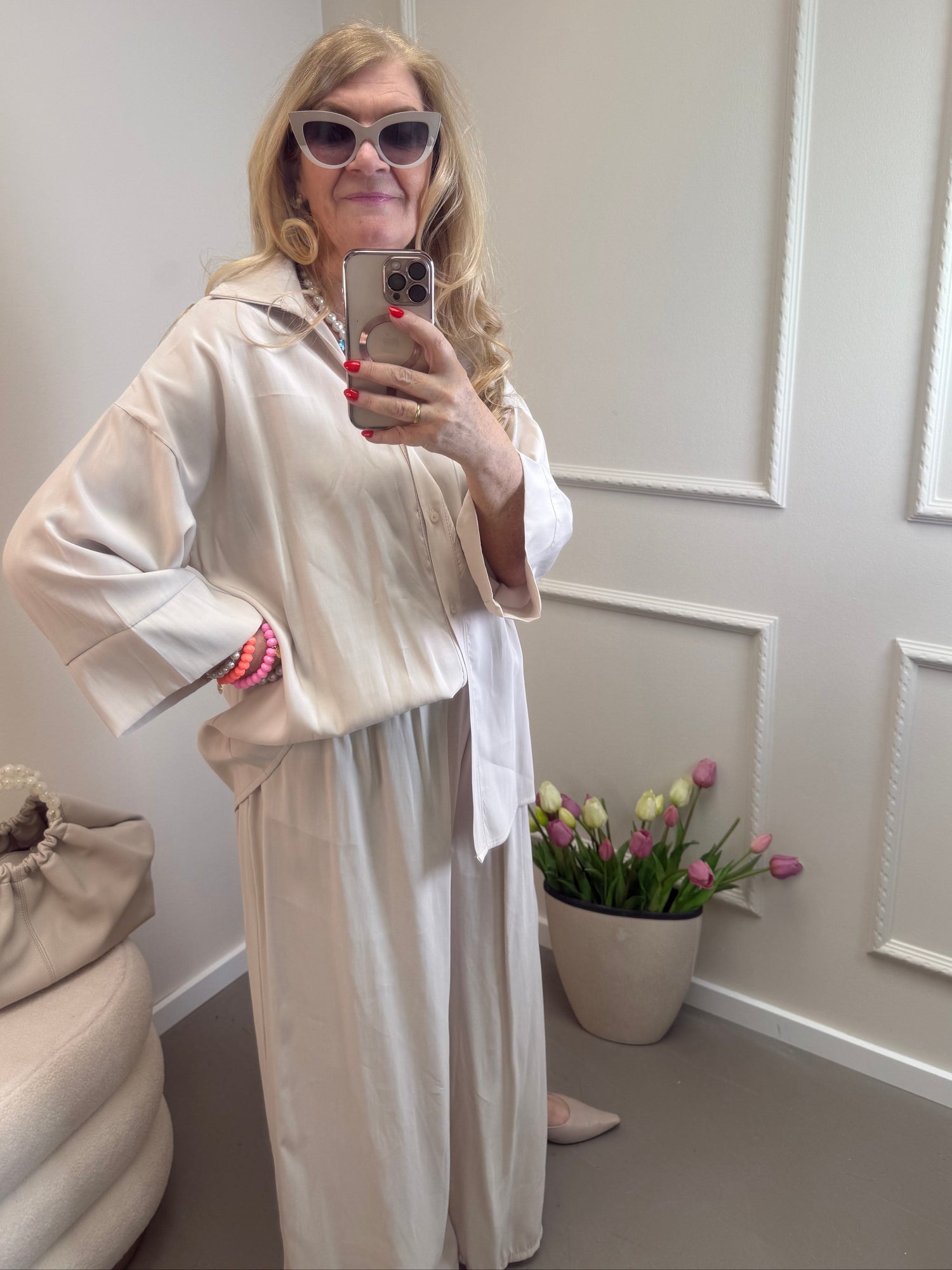 LÄSSIGE VISKOSEBLUSE BEIGE