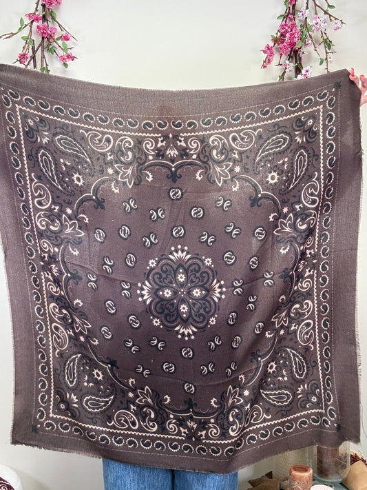 PAISLEY SCHAL QUADRATISCH SCHOKO
