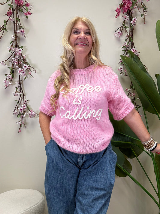 HALBARMPULLI COFFEE IS CALLING PINK